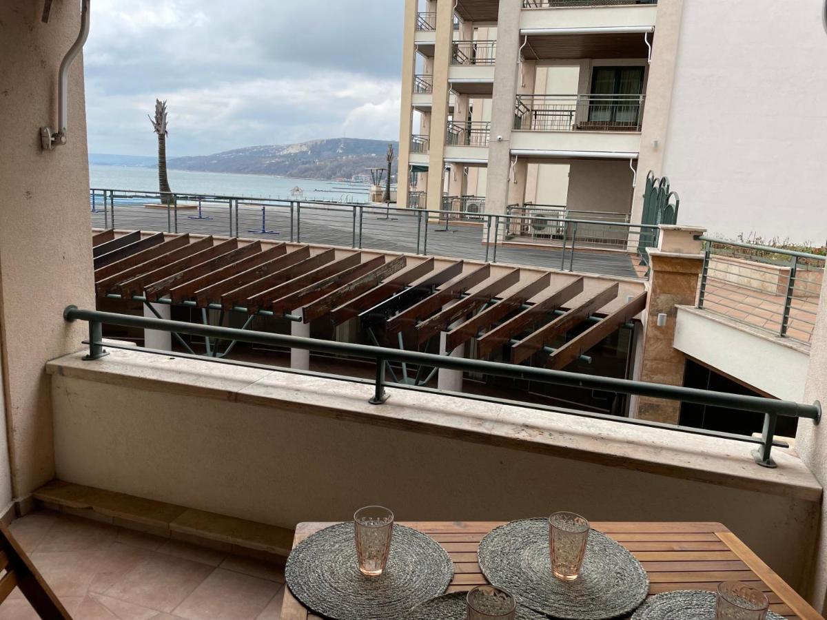 Marina Balchik Apartment מראה חיצוני תמונה